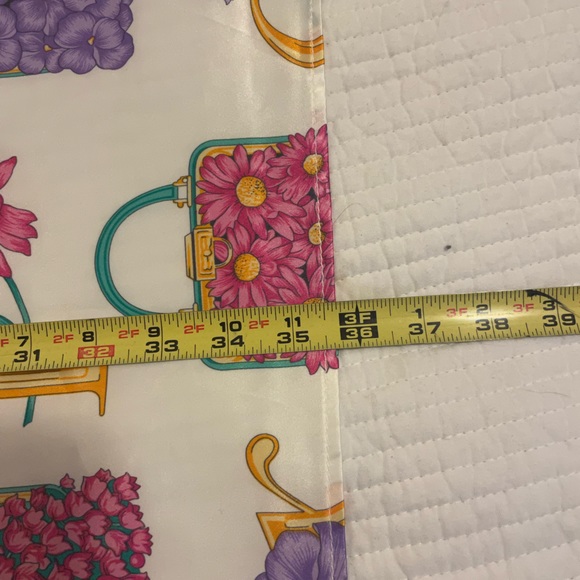 Jeanne Lottie spring colour 36 inch square scarf with a satiny feel - Picture 6 of 7